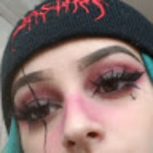 Meet your Posher, Hailie